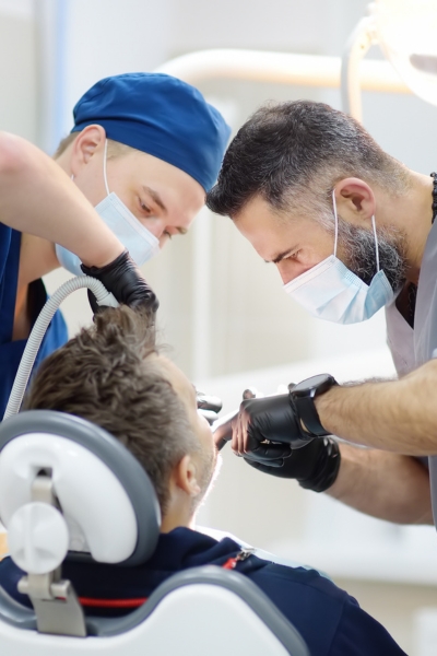 Allowing patients to stay calm and relaxed.