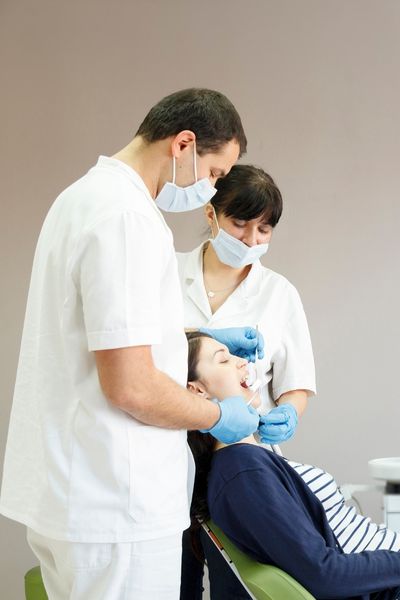 Further cracking or complete tooth loss