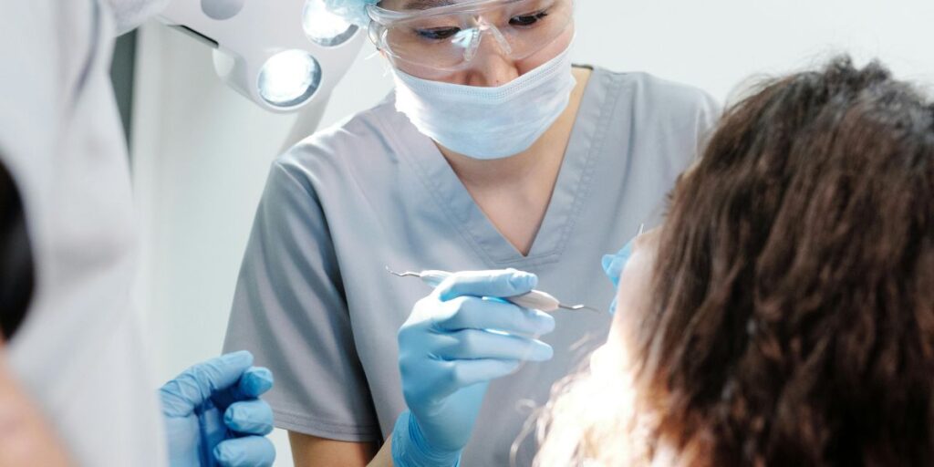 How Dentists Diagnose & Treat Bleeding Gums