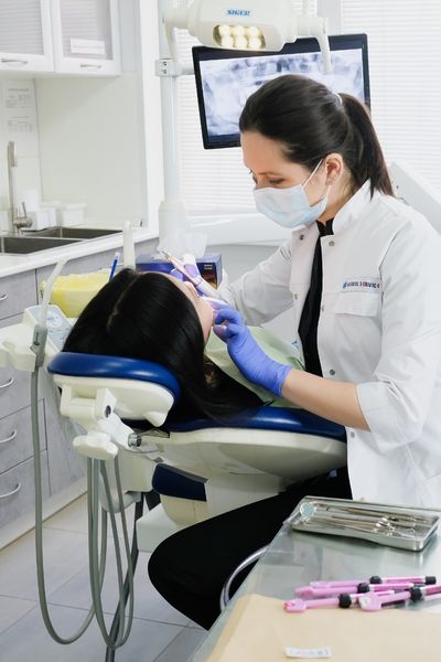 Improve confidence with a complete smile.