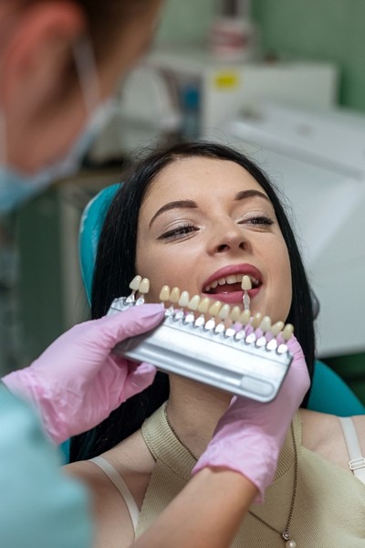 Remove stains for a brighter smile